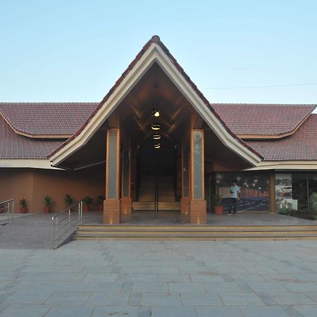 Palm Green Club Resort Jetalpur Zewnętrze zdjęcie